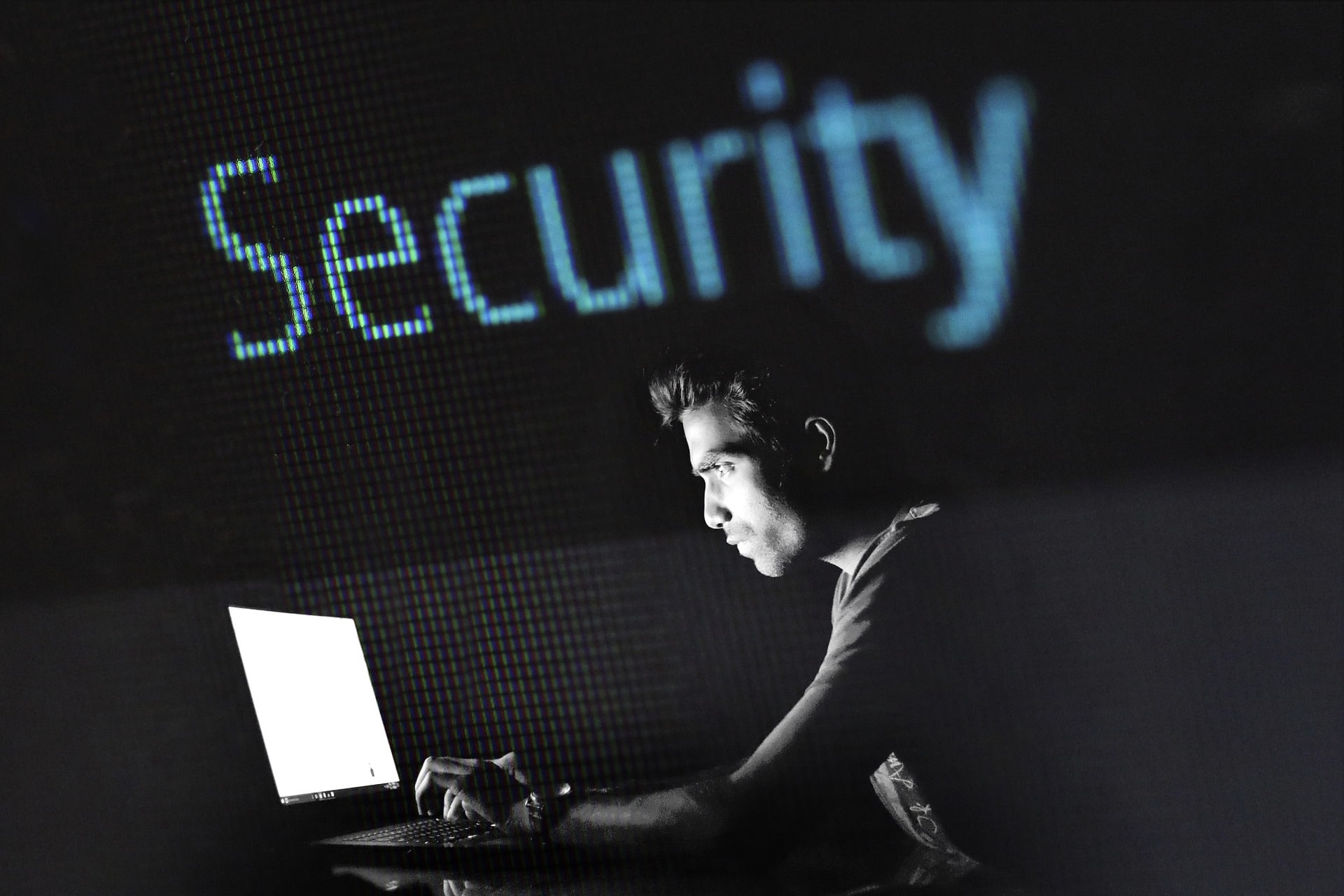10 Tips to Identify a Phishing or Spoofing Email